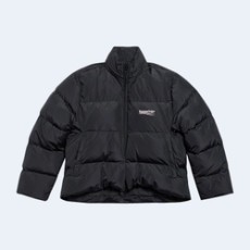 발렌시아가 폴리티컬 캠페인 C-SHAPE 푸퍼 자켓