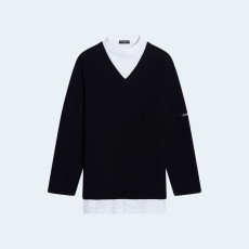 발렌시아가 레이어드 브이넥 니트