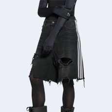 발렌시아가 x 아디다스 배기 쇼츠 블랙