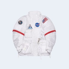 발렌시아가 x NASA 스페이스 컬렉션 패딩 자켓