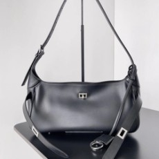 발렌시아가  벨 에어 미디엄 숄더백 30