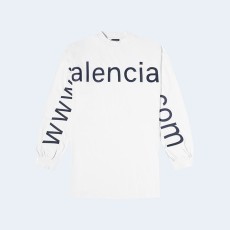 발렌시아가 롱 슬리브 닷 컴 티셔츠