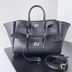 발렌시아가 벨 에어 캐리 30