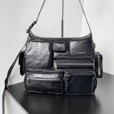 발렌시아가 수퍼비지 피어싱 메신저백 7852972