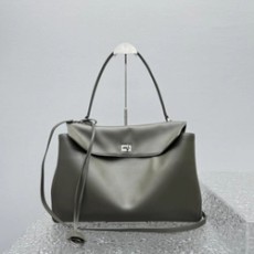 발렌시아가 로데오 라지