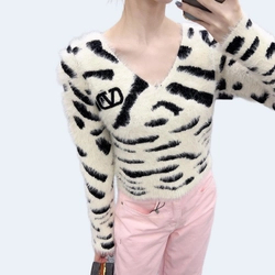 발렌티노 브이넥 풀오버 스웨터