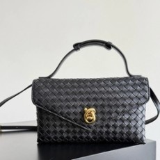 보테가 베네타 놋 락