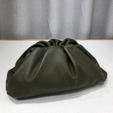 보테가 베네타 레더 파우치백