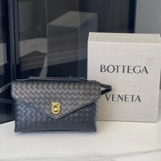 보테가베네타 Knot Lock 인트레치아토 숄더백