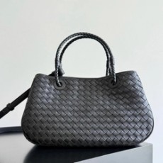 보테가베네타 바스켓 토트