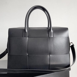 보테가베네타 라지 인트레치아토 카세트 크로스백