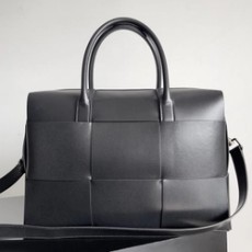 보테가베네타 라지 인트레치아토 카세트 크로스백