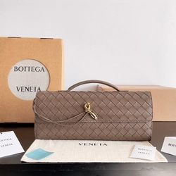 보테가베네타 롱 핸들 클러치  741511