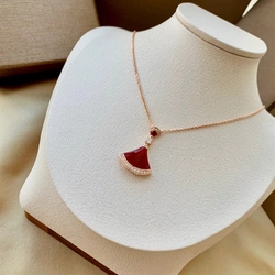 불가리 디바스 드림 네크니스 1대1 버젼