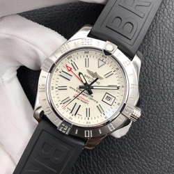 브라이틀링 어벤저 II GMT 화이트