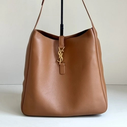 생로랑 LE5A7 호보백