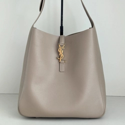 생로랑 LE5A7 호보백