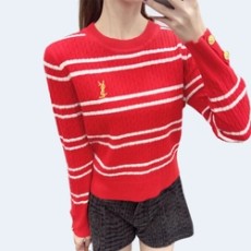 생로랑 엠브로이더드 스트라이프 크루넥 스웨터