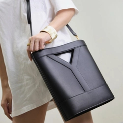 생로랑 Y 스몰 버킷 레더 브릭 808224