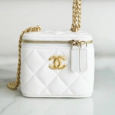 샤넬 스몰 체인 코스메틱 캐비어 화이트