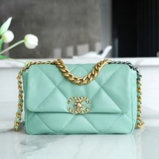 샤넬 19백 미디엄(스몰) 골드 체인 램스킨 민트