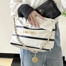 샤넬 22백 라지 화이트