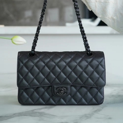 샤넬 클래식 미디엄 블랙 캐비어