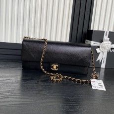 샤넬 맥시 클러치백 유광 그레인드 카프스킨 골드 32cm