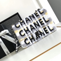 샤넬 24ss 클래식 25cm