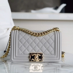 샤넬 보이백 스몰 그레이 금장 캐비어
