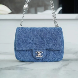 샤넬 미니 플랩백 데님 & 실버 메탈 블루