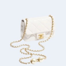 샤넬 미니 플랩백 화이트 & 골드메탈