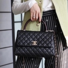 샤넬 24A COCO 탑 핸드 캐비어 리차드 29cm