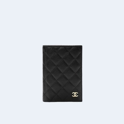 샤넬 캐비어 여권 지갑