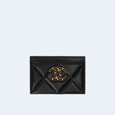 샤넬 19 카드홀더 램스킨&골드 메탈 블랙
