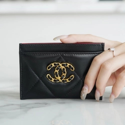 샤넬 클래식 카드 지갑 블랙