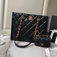 샤넬 그레인드 카프스킨 골드 메탈