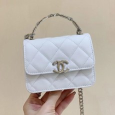 샤넬 미니 화이트 그레인드 카프스킨 코코 탑 핸들