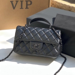 샤넬 24A 블랙 Mini CF 백