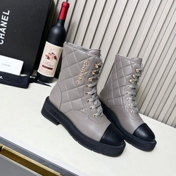 샤넬 25SS 컴뱃 퀄팅 하프부츠 램스킨