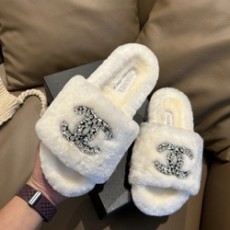 샤넬 CC 시어링 뮬 슬리퍼