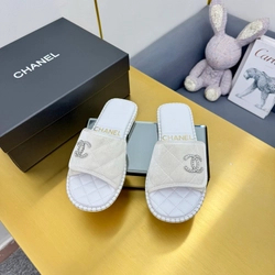 샤넬  스웨이드 CC 슬리퍼 G39864