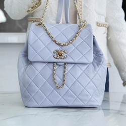 샤넬 19 백팩 샤이니 램스킨 라이트 그레이