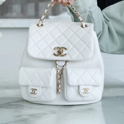 샤넬 23A 듀마 더블 포켓 백 미디엄 화이트