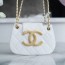 샤넬 24C 크루즈 메신저 백 스몰 빅로고 화이트