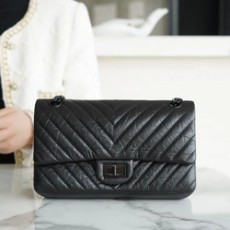 샤넬 2.55 플랩백 미디엄 빈티지 블랙 A37586