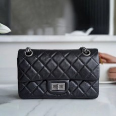 샤넬 2.55 빈티지 플랩백 블랙 은장 미니