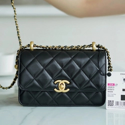 샤넬 클래식 미니 WOC 19 블랙