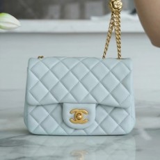 샤넬 클래식 플랩백 뉴미니 라이트블루 금장 까멜리아