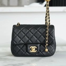 샤넬 뉴미니 골드볼 플랩백 블랙
